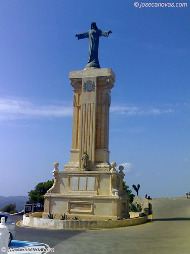 estatua2
