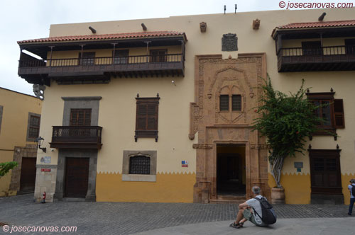 colon2