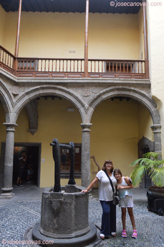 colon5