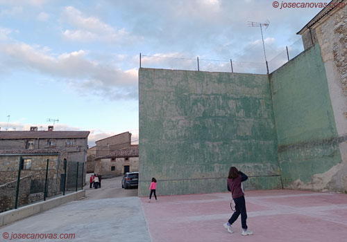 fronton2