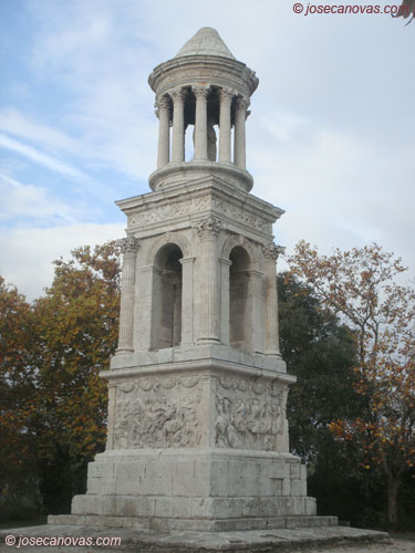 mausoleo