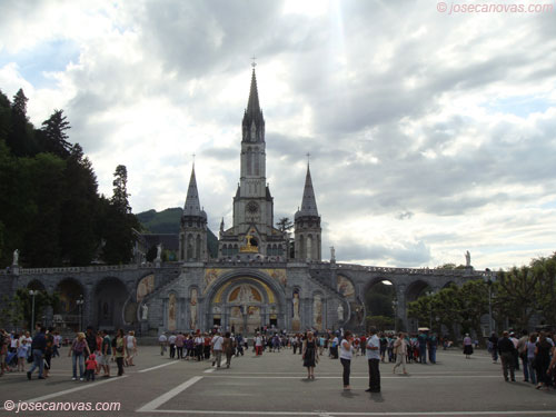 lourdes2